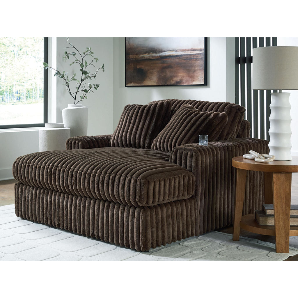 Midnight-Madness Chaise