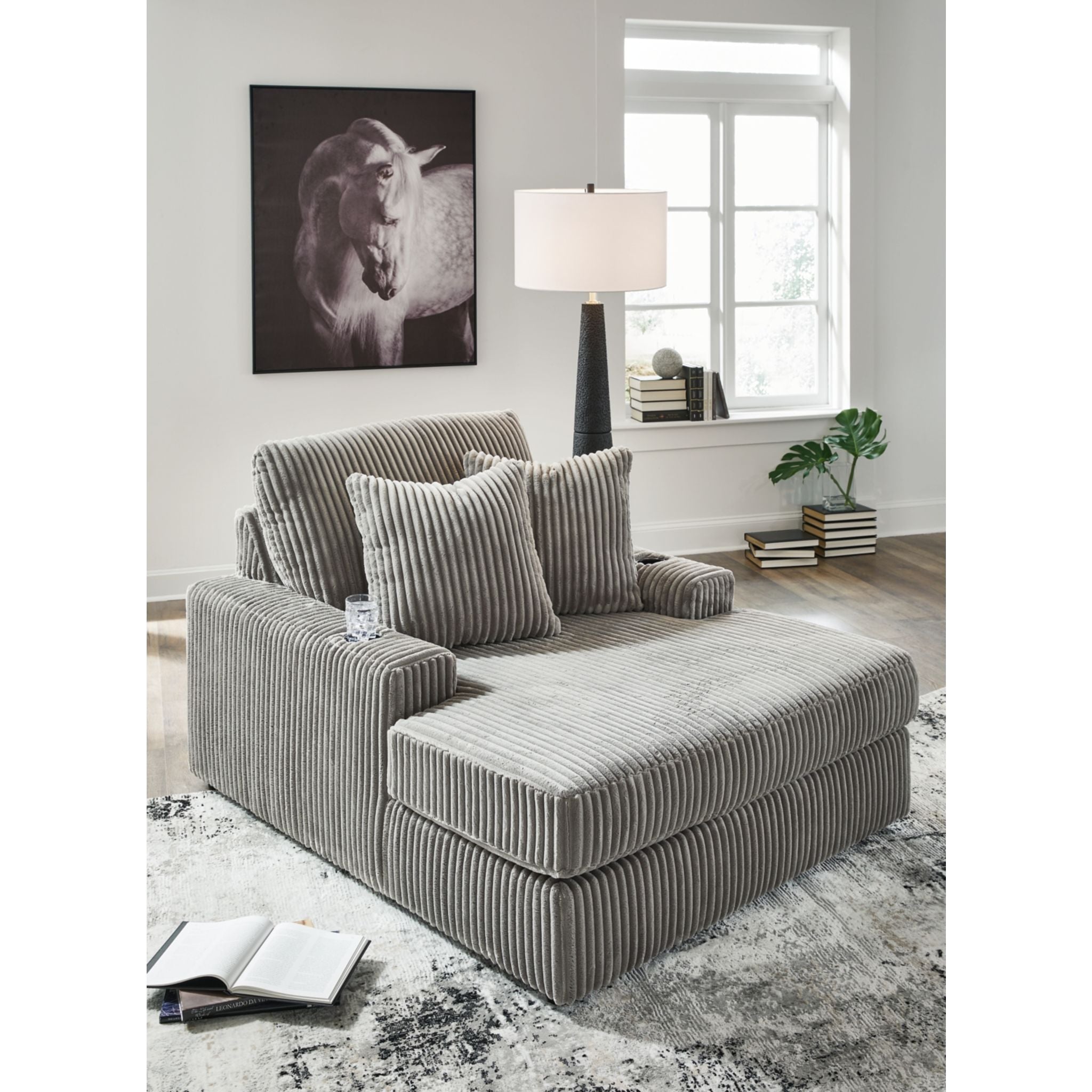 Lindyn Chaise
