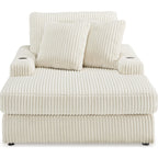 Lindyn Chaise