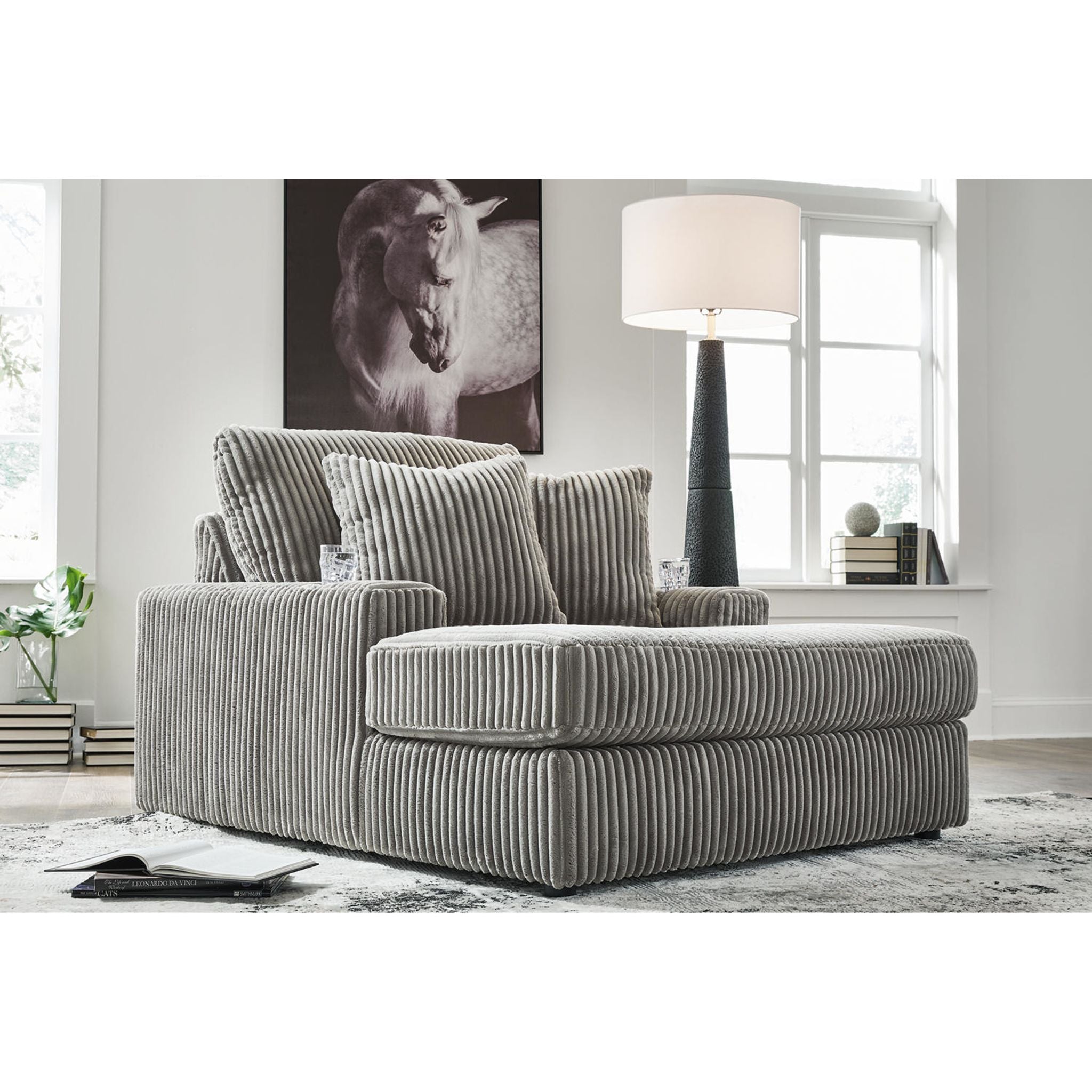 Lindyn Chaise