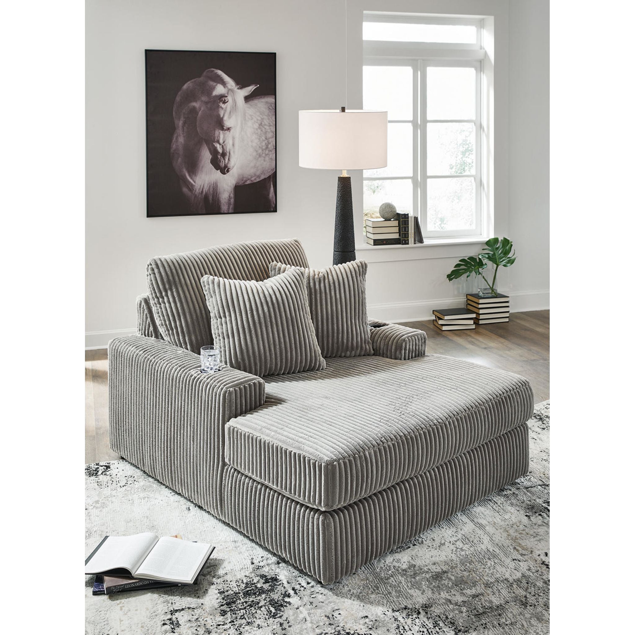 Lindyn Chaise